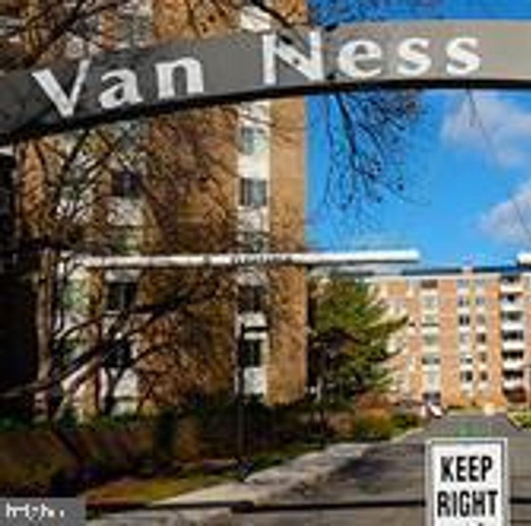 2939 Van Ness Street NW 504